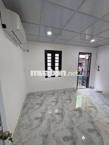 Cho thuê nhà hẻm xe hơi đường Mai Xuân Thưởng, quận 6
