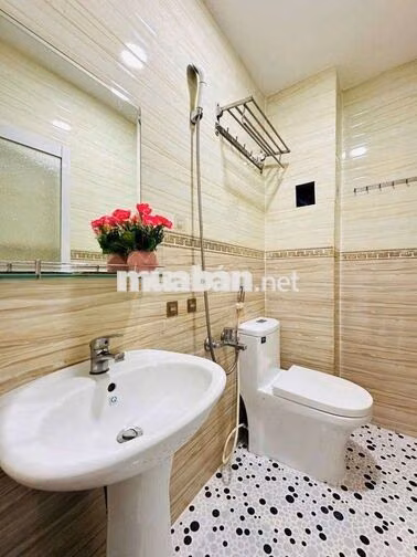 CHO THUÊ NHÀ FULL NỘI THẤT 5PN 3WC ĐS4 P16 GÒ VẤP