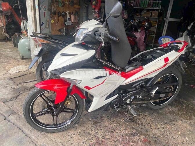 Yamaha Exciter 2016 Trắng, Đỏ Côn tay