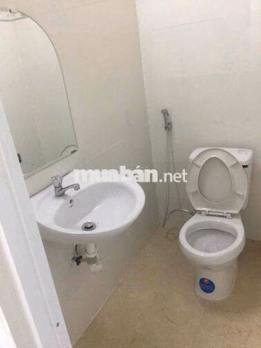 Cho thuê nhà hẻm 1/ xe tải Nguyễn Phúc Chu phường 15 Quận Tân Bình