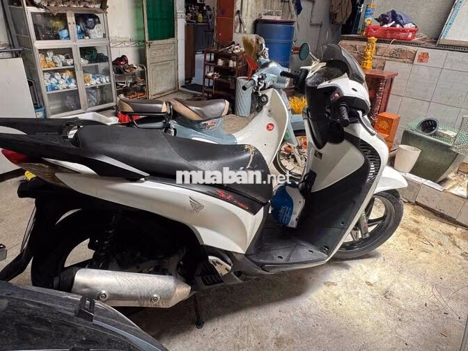 Honda SH Việt 2013 Trắng 60.000km