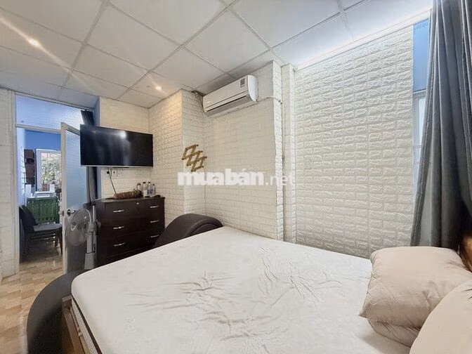 MẶT TIỀN KINH DOANH Q4- 2 TẦNG- 20m2- CHỈ 2 TỶ nhỉnh