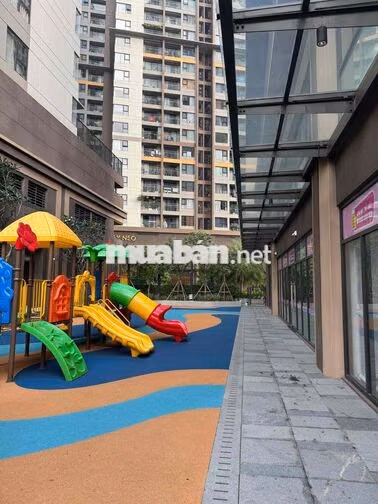 bán căn Akari Võ Văn Kiệt 95m2 3PN, 2WC tầng cao giá 5,7 tỷ