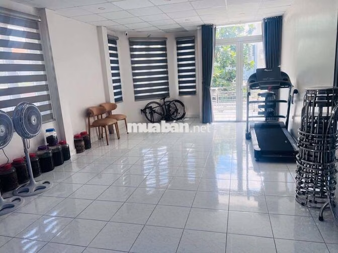 BÁN ĐẤT TẶNG BIỆT THỰ 2 TẦNG + DÃY 8 PHÒNG TRỌ – HẺM 6M – LÝ PHỤC MAN