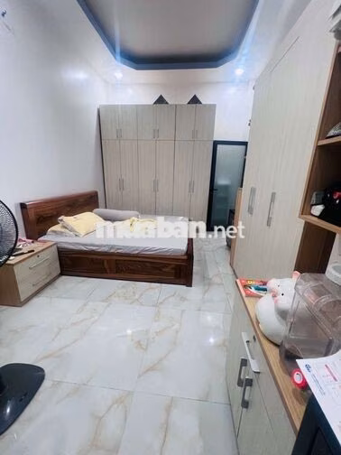 BÁN ĐẤT TẶNG BIỆT THỰ 2 TẦNG + DÃY 8 PHÒNG TRỌ – HẺM 6M – LÝ PHỤC MAN