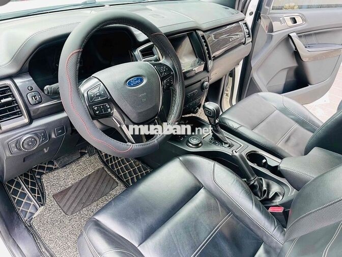 Everest Titanium 4WD 2019 Trắng 1 chủ full hãng