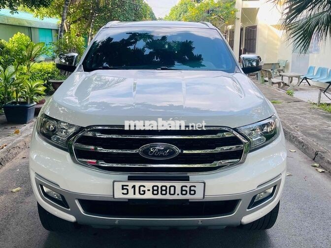 Everest Titanium 4WD 2019 Trắng 1 chủ full hãng