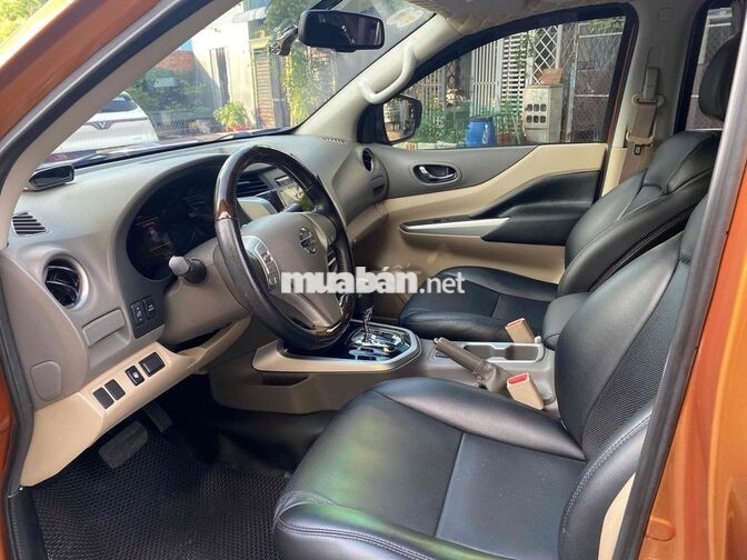 Nissan Navara SX 2020 Dầu Nâu