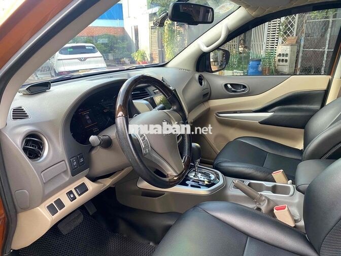 Nissan Navara SX 2020 Dầu Nâu