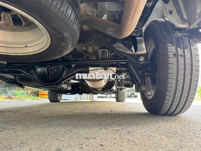 Toyota Innova 2.0G Tự động Bạc 72.000km