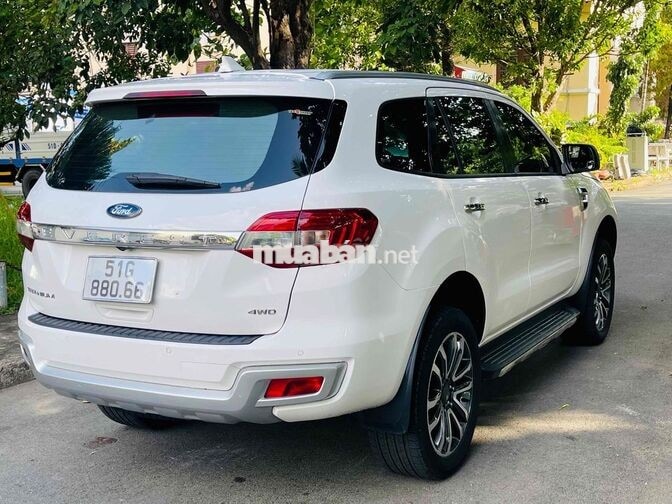 Everest Titanium 4WD 2019 Trắng 1 chủ full hãng
