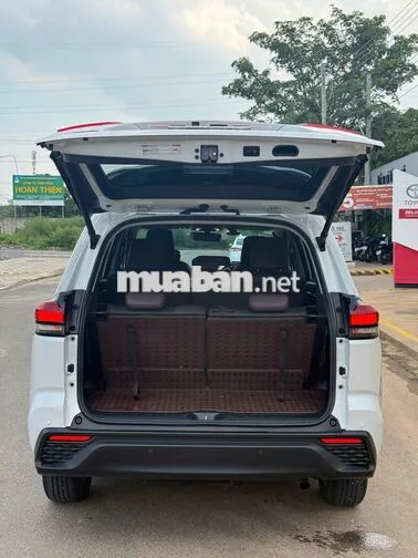 TOYOTA INNOVA CROSS 2.0V 2026 TRẮNG