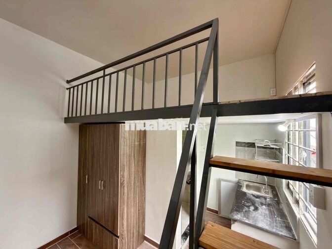 Duplex mới xây cửa sổ trời rộng rãi ở 4 người 4 xe thoải mái