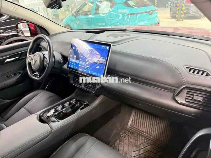 VinFast VF8 Eco 2023 pin SDI giá còn Giảm