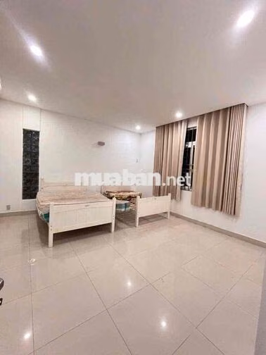 Cho Thuê BT Góc Gần Aeon, DT 12x20 / Nhà Mới Full Nội Thất 位于永旺购物中心（Ae
