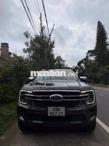 Ford Everest Titanium 4WD( 2 cầu ) 2023 Nâu 7 chỗ