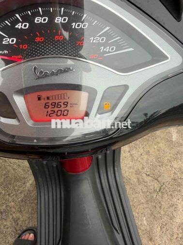 Piaggio Vespa 125 ABS 2020 Đỏ 6969 km