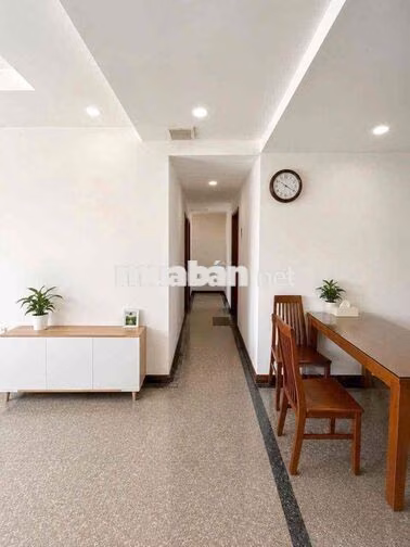 bán căn hộ sổ hồng riêng lâu dài,100m2 2pn,liền kề các trường đại học