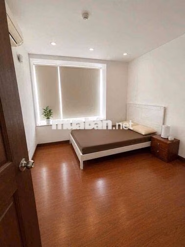 bán căn hộ sổ hồng riêng lâu dài,100m2 2pn,liền kề các trường đại học