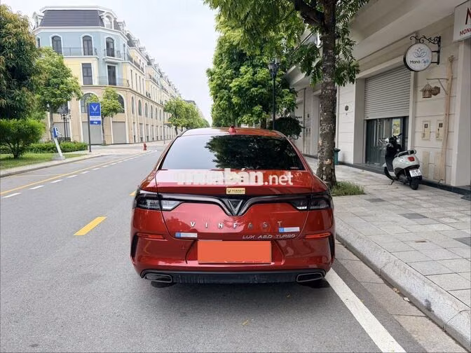 Chính chủ bán Vinfast LuxA 2.0 Plus 2022 Đỏ-Nâu