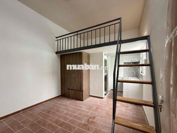 Duplex mới xây cửa sổ trời rộng rãi ở 4 người 4 xe thoải mái