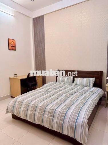 Nhà 4 phòng ngủ gần biển khu Phạm Văn Đồng 