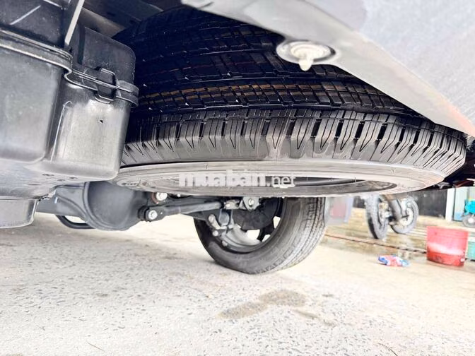Ford Everest Titanium Plus 2023 2 cầu Tự động