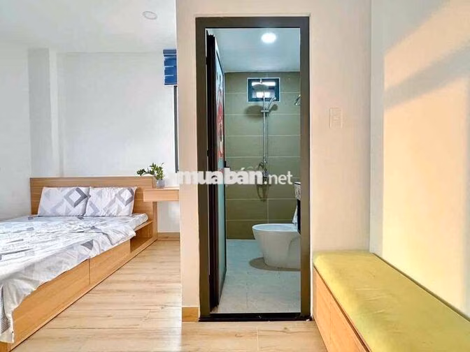 Cho thuê căn hộ studio ban công 35m2 chỉ 5tr2 gần LOTTE MART, RMIT,TDT