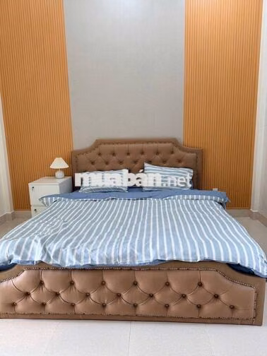 Nhà 4 phòng ngủ gần biển khu Phạm Văn Đồng 
