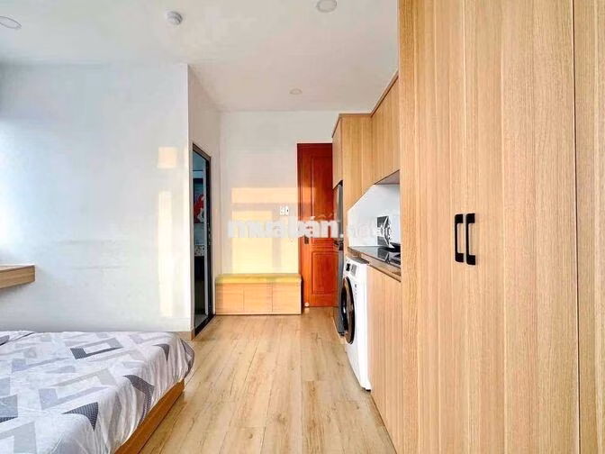 Cho thuê căn hộ studio ban công 35m2 chỉ 5tr2 gần LOTTE MART, RMIT,TDT