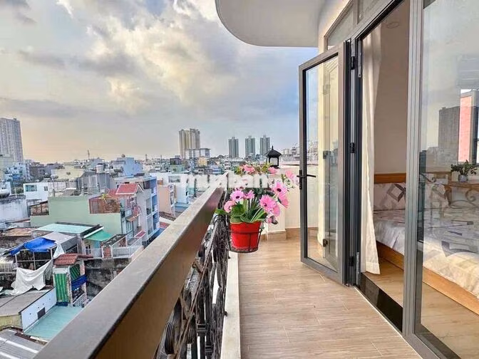 Cho thuê căn hộ studio ban công 35m2 chỉ 5tr2 gần LOTTE MART, RMIT,TDT