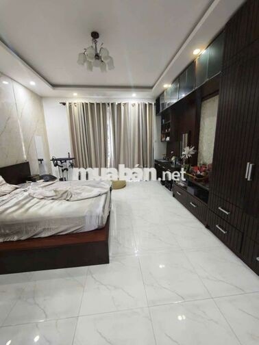 Mặt tiền đg 9 m Bình phú 1 Quận 6