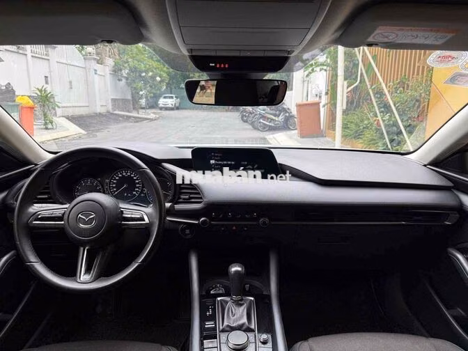 Mazda 3 1.5L Deluxe 2023 Trắng 44.000 km