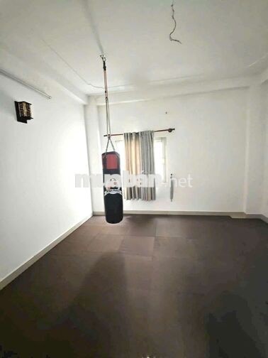 Mặt tiền đg 9 m Bình phú 1 Quận 6
