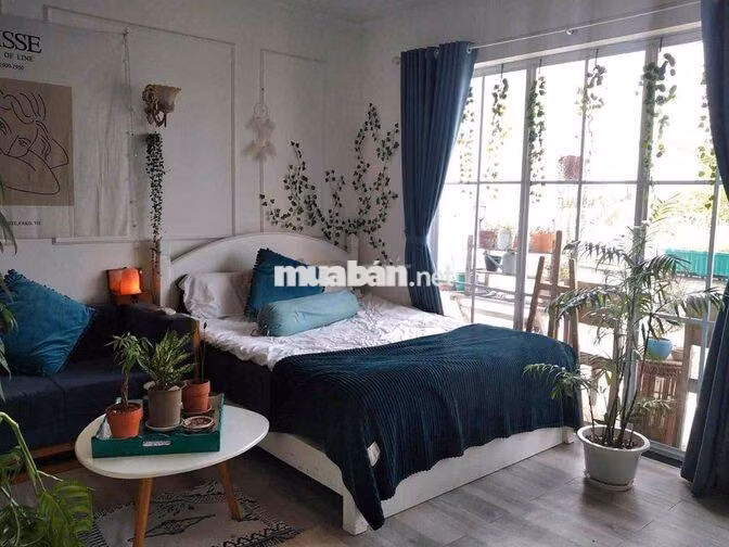 CHO THUÊ CĂN HỘ BAN CÔNG STYLE SIÊU THƠ Ở TRẦN HƯNG ĐẠO QUẬN 1 GIÁ RẺ