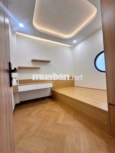 Nhà view sông thoáng mát chill chill gần chợ
