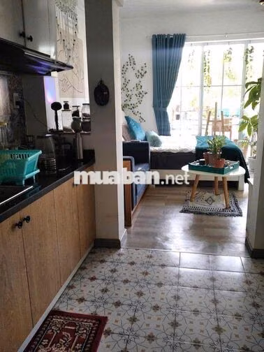 CHO THUÊ CĂN HỘ BAN CÔNG STYLE SIÊU THƠ Ở TRẦN HƯNG ĐẠO QUẬN 1 GIÁ RẺ