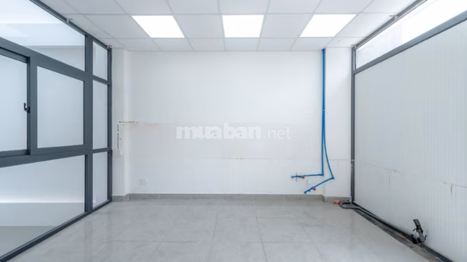 CHO THUÊ TÒA NHÀ 2 MẶT TIỀN ĐƯỜNG LÝ THƯỜNG KIỆT - ĐỐI DIỆN NHÀ THI ĐẤ