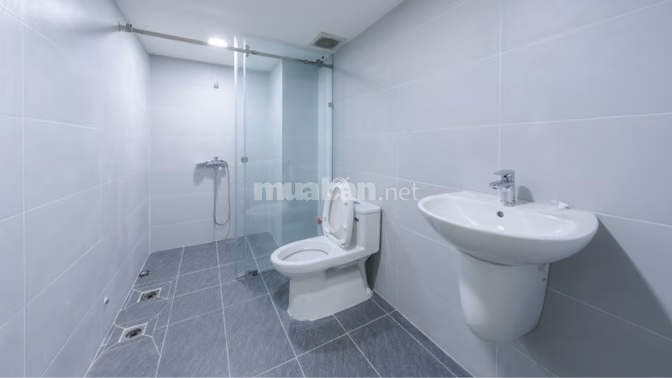 CHO THUÊ TÒA NHÀ 2 MẶT TIỀN ĐƯỜNG LÝ THƯỜNG KIỆT - ĐỐI DIỆN NHÀ THI ĐẤ