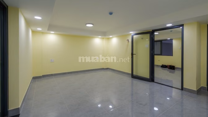 CHO THUÊ TÒA NHÀ 2 MẶT TIỀN ĐƯỜNG LÝ THƯỜNG KIỆT - ĐỐI DIỆN NHÀ THI ĐẤ