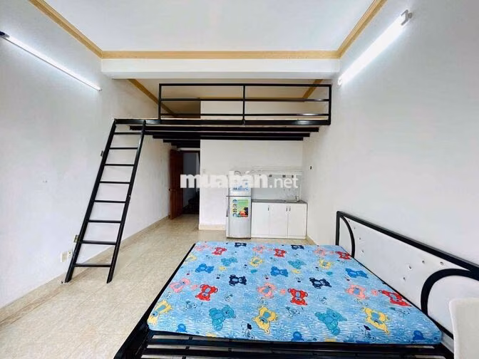 PHÒNG TRỌ CÓ GÁC BAN CÔNG BÌNH THẠNH, CÓ 2 KHÔNG GIAN NGỦ THOẢI MÁI