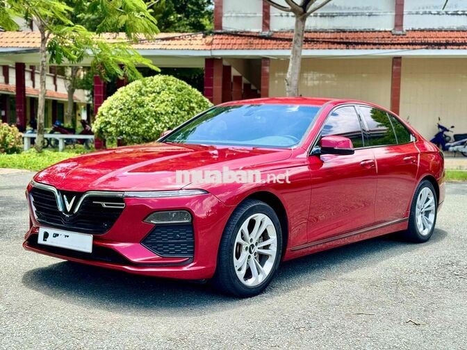 Vinfast Lux A 2.0 Base 2021 Đỏ 55.000 km