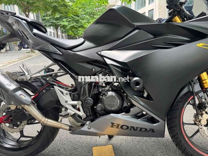 Honda CBR150 ABS 2022 chính chủ biển số 62