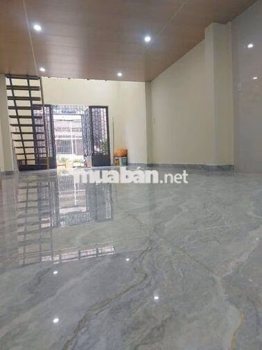 Phú Nhuận 1/  dtcn: 61m2, ngang 4.02 nở hậu 4.23 x15m , 3 tầng hc đủ 