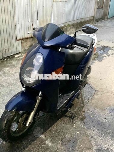 Honda @150 Xanh Ý