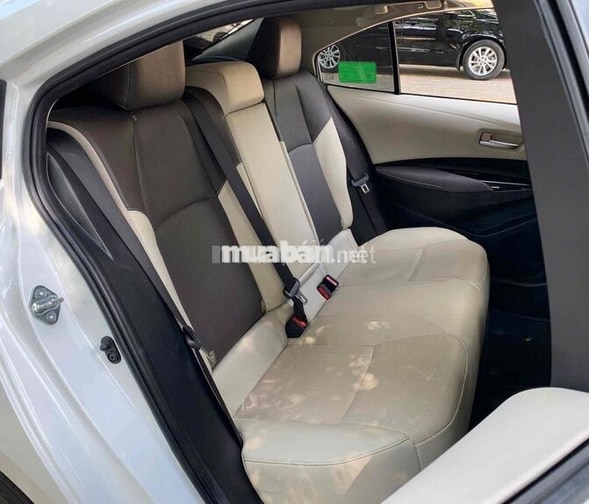 Toyota Corolla Altis 1.8V 2025 Trắng 15.000 km