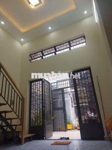 Phú Nhuận 1/  dtcn: 61m2, ngang 4.02 nở hậu 4.23 x15m , 3 tầng hc đủ 