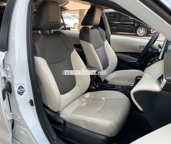Toyota Corolla Altis 1.8V 2025 Trắng 15.000 km