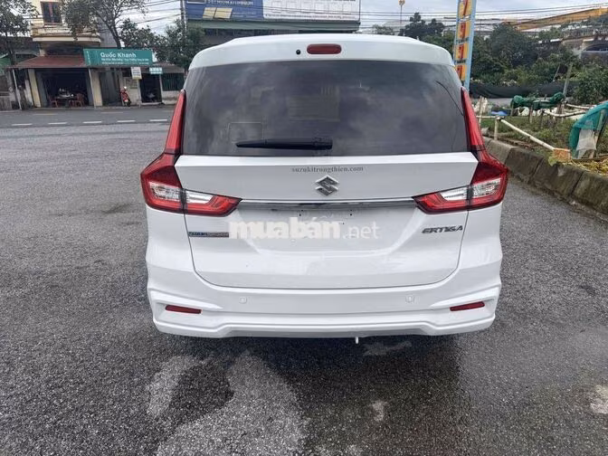 Suzuki Ertiga AT Sport 2021 Trắng Nhập khẩu