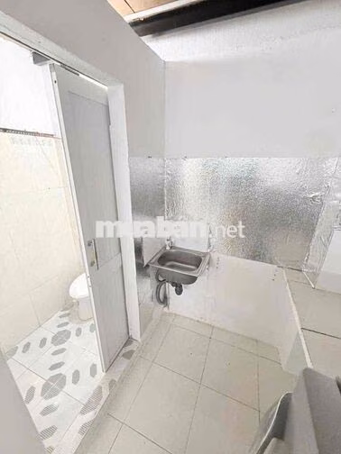 phòng trọ Sinh Viên Giá Rẻ Phí Rẻ Ngay Bến Xe MT - Đại Học Mở Gác 2M